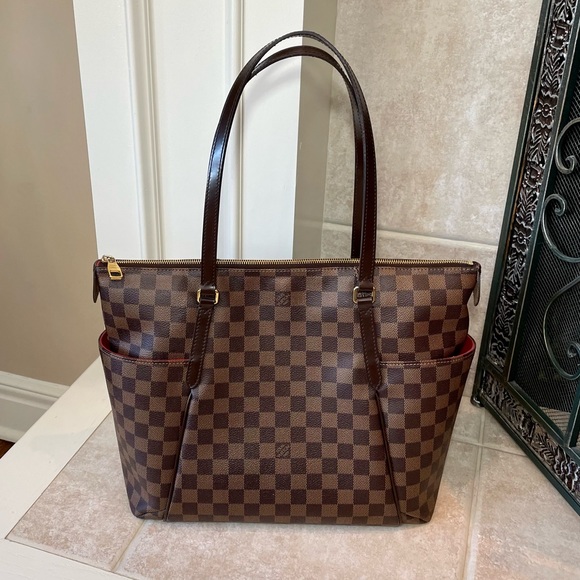 Louis Vuitton Totally MM Damier Ebene Print - Picture 2 of 11